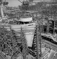 Un cantiere di costruzione delle navi Liberty
